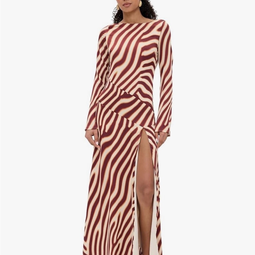 Chic Zebra Print Maxi Dress with Slit
